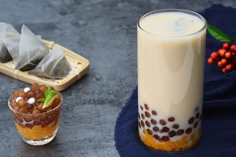 哇 峨眉竟然還有這么隱蔽的私房 仿佛飄在半空中,不知要秒殺多少大牌 